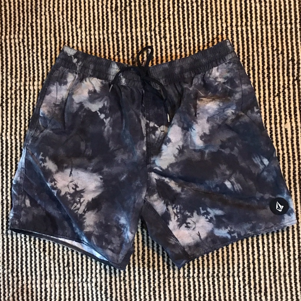 Volcom Men's Tie-Dye Swim Board Shorts